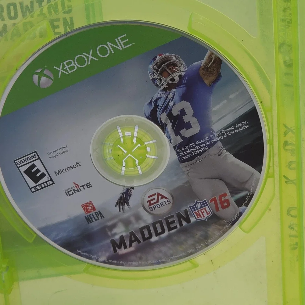 Madden NFL 15 & 16 Microsoft Xbox One Video Game Lot Football Sports Discs Retro